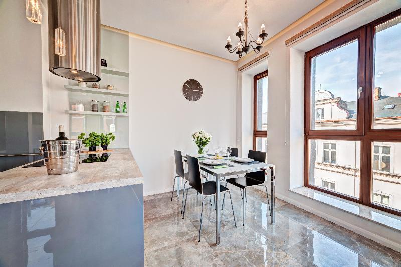 Apartamenty Homely Place Blisko Starego Rynku - Parking Poznań Kültér fotó